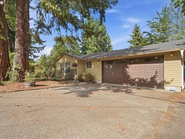 18608 SE River Rd, Milwaukie, OR 97267