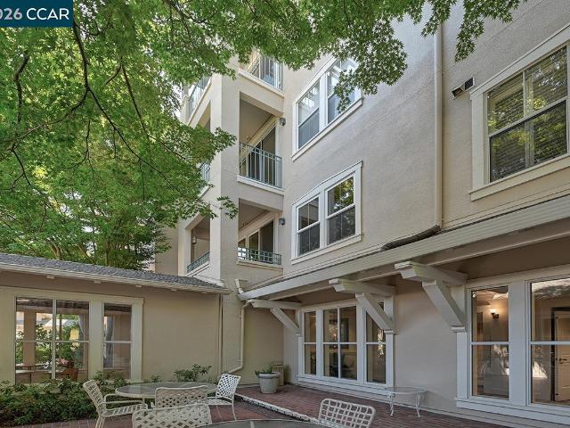1860 Tice Creek Dr 1432