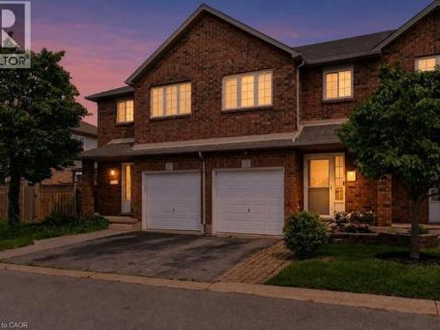 1860 Upper Gage Avenue Unit# 15, Hamilton, ON, L8W 3Y6 townhouse for sale | Listing ID 40866 | Royal LePage