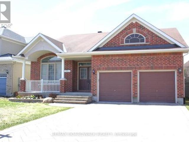 1861 Mickelberry Crescent, Ottawa, ON, K4A 0P2 house for sale | Listing ID X13051 | Royal LePage