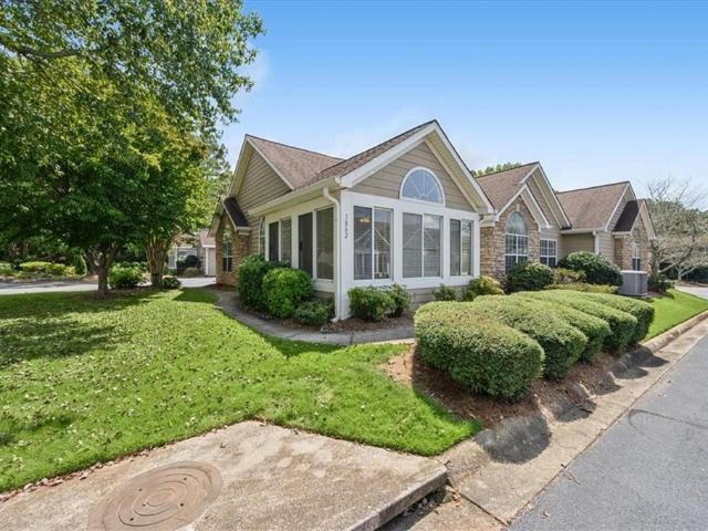 1862 Kolb Farm Circle SW