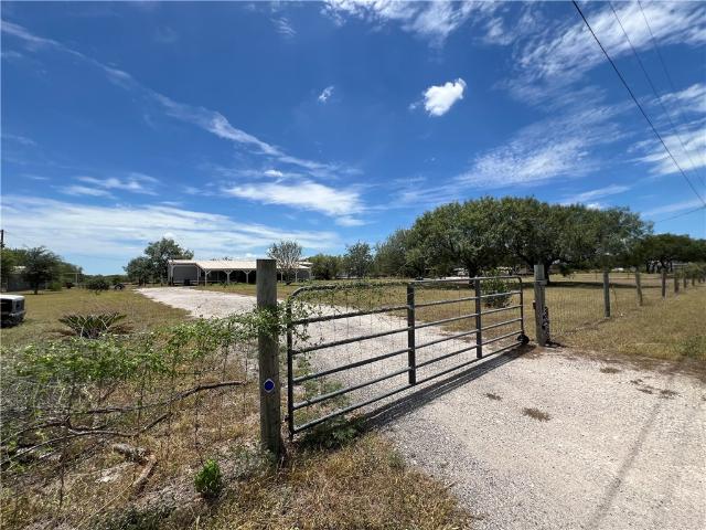 186 County Road 161, Alice, TX 78332 | MLS #462769