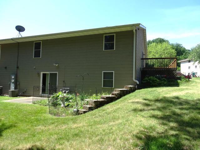 186 Country Lane