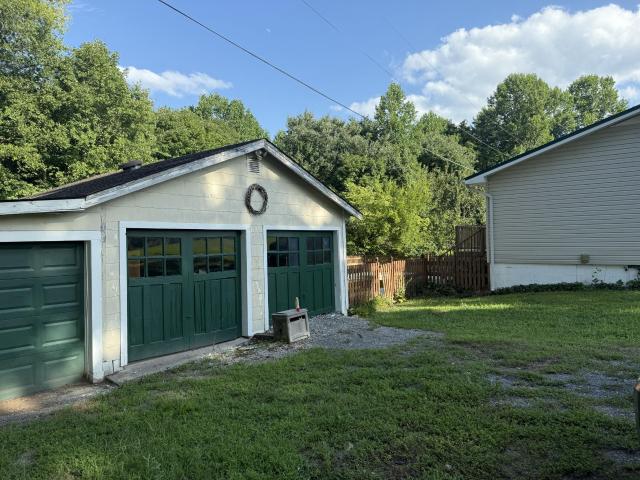 186 Adams Road