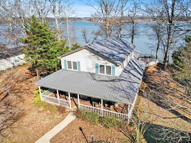 186 Bluff Dr