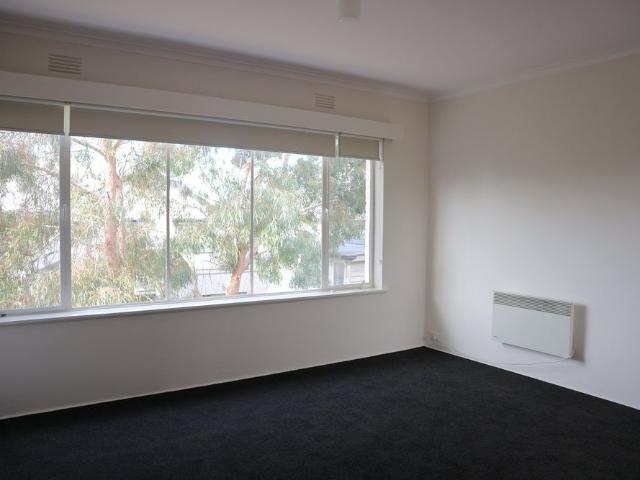 18/6 Francis Grove, Thornbury VIC 3071