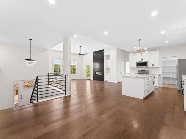 186 Jacks Hollow Road