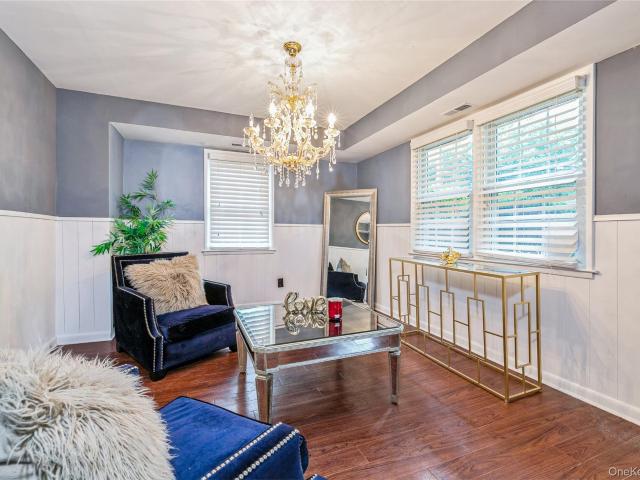 186 Oakwood Road