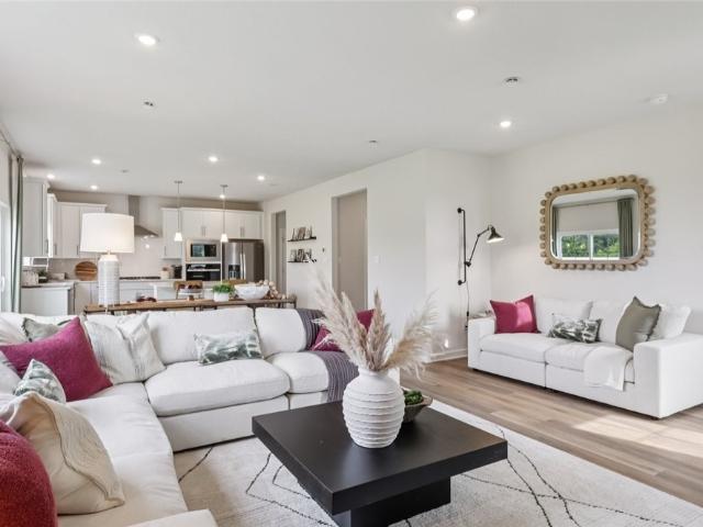 186 Laurel Hills Dr