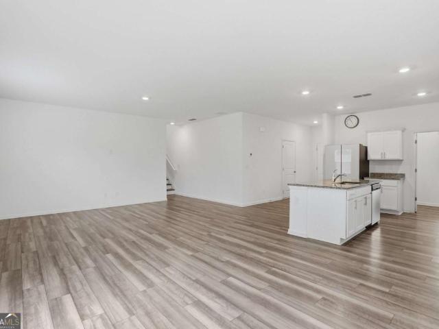 186 Pond Court