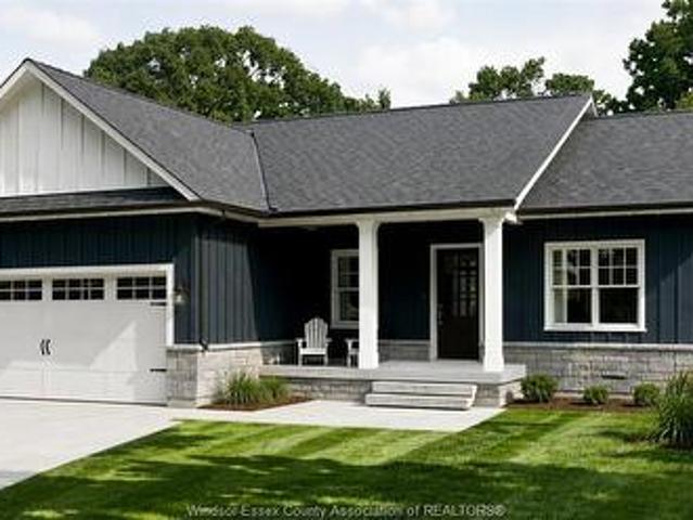 1875 Molise Boulevard, Kingsville, ON, N0P 2G0 house for sale | Listing ID 26015 | Royal LePage