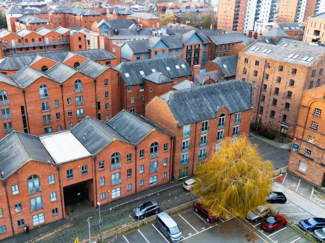 1875 Bakers Court, Chester CH3 1 bed penthouse to rent £1,150 pcm £265 pw