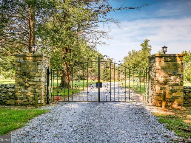 18777 Blueridge Mountain
