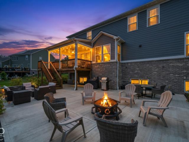 18786 Stonebluff Lane