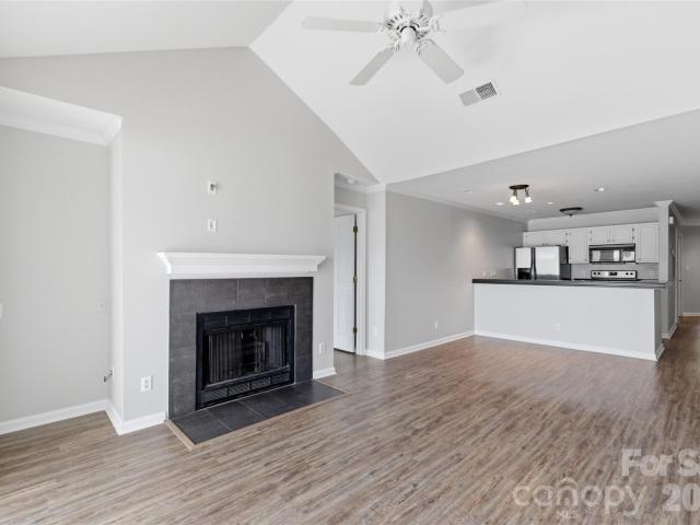 18705 Vineyard Point Lane # 48