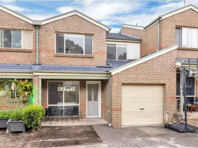 18/70 Bali Drive, Quakers Hill Townhouse for rent Listed by R.