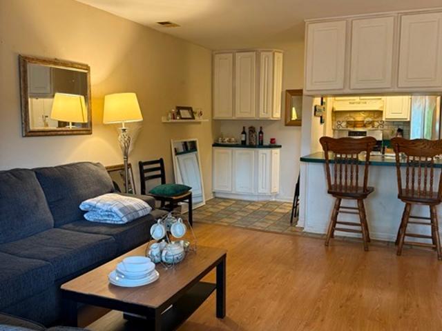 1870 tall oaks drive # 1102