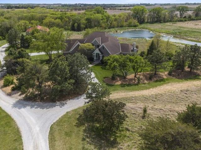 18727 Van Dorn St, Lincoln, NE 68461