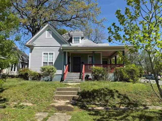 1873 S CROSS ST, LITTLE ROCK, AR 72206