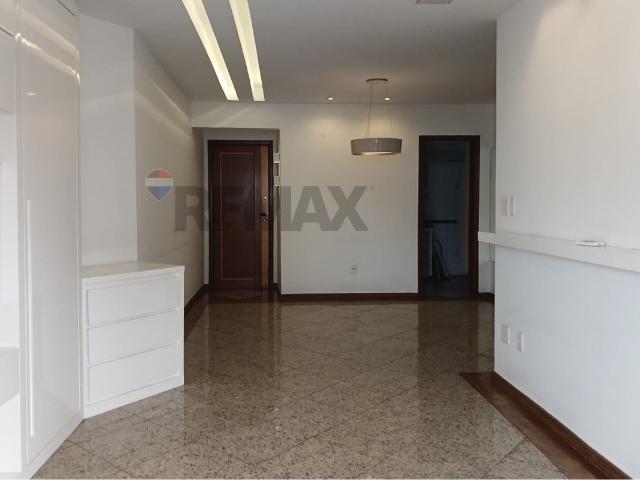 187 Área Útil Apartamento Alugar, 3 Dormitórios localizado em Rua Eugênio Netto, 764 Edifício Maison Suisse Santa Lúcia, Vitória, Espírito Santo, 29056240 | Brasil