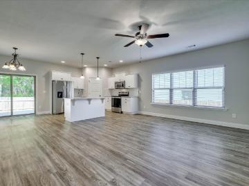 187 Bay Meadows Drive SW