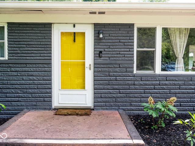 187 E County Road 200 S