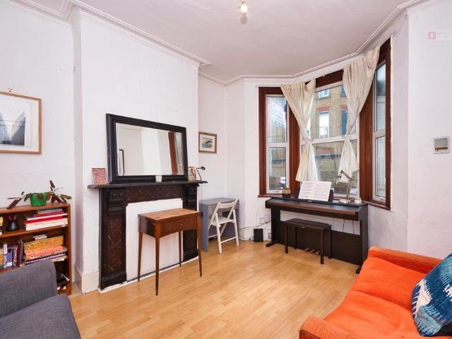 187 Homerton High Street, London, E9 6BB, United Kingdom | 4 bed townhouse for rent #136444670 | Rentberry