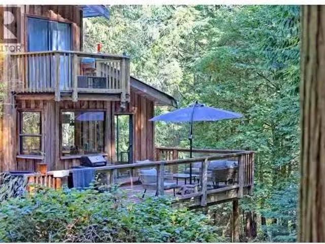 187 S Warbler Road, Galiano Island, BC, V0N 1P0 house for sa.