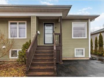 House for sale in Albert