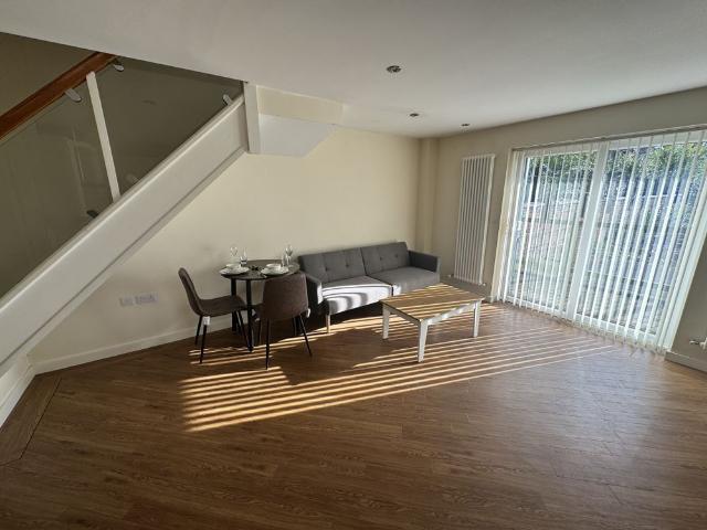 187 Tettenhall Road The Coach House Wolverhampton WV6 0BZ