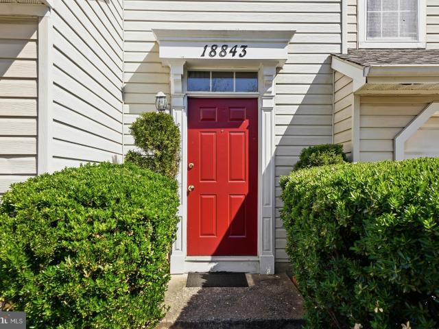18843 Harmony Woods Ln, Germantown, MD 20874 | MLS #MDMC2227