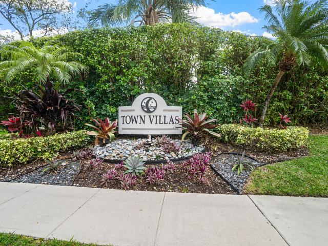 18841 Haywood Ter, Unit 4, Boca Raton, FL 33496 | MLS #B26010
