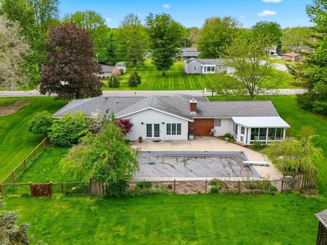 1884 S Packerton Road