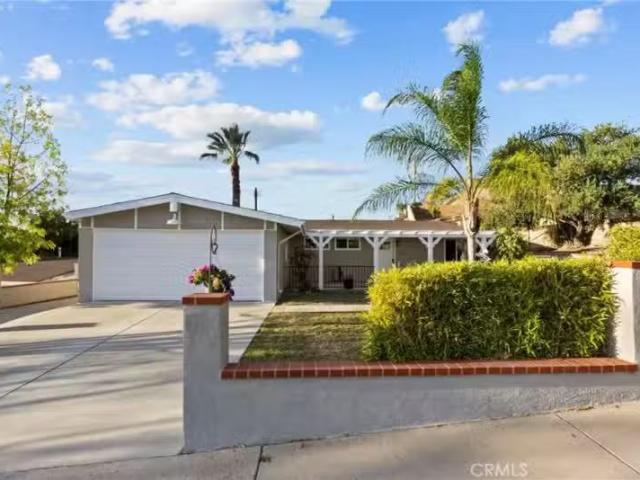 18851 DELIGHT ST, CANYON COUNTRY, CA 91351