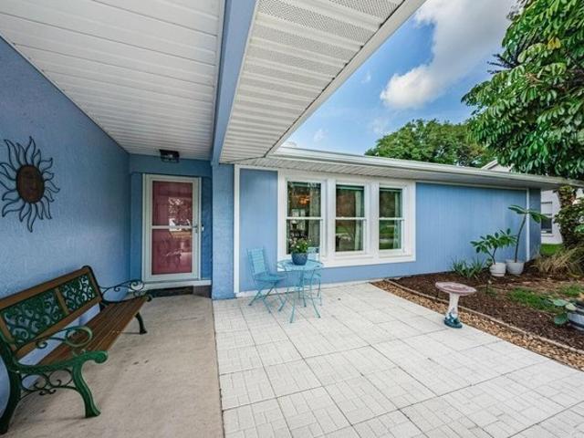 1886 Argile Dr, Dunedin, FL 34698