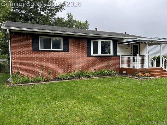 1886 Emerson Ave, Ypsilanti, MI 48198