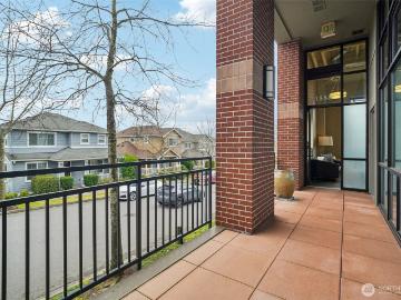 1886 25th Avenue NE # 101