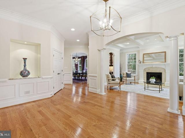 1889 Virginia Ave, McLean, VA 22101 | MLS #VAFX2290