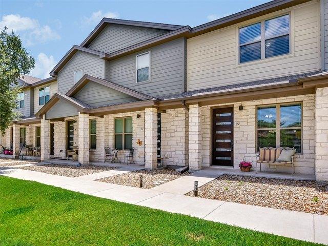 18803 Hogan Cir Unit 16, Point Venture, TX 78645