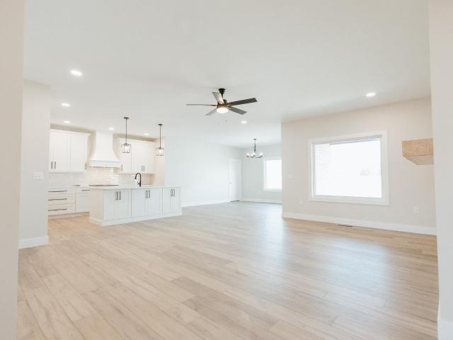 18801 Roscommon Road