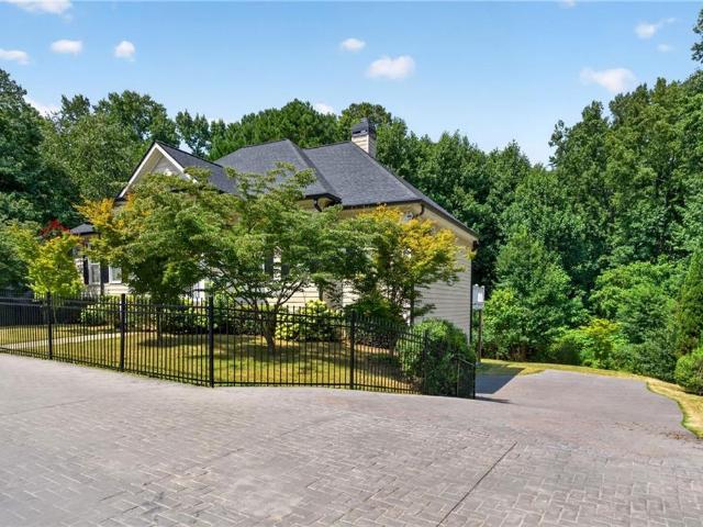 1880 Mayfield Road