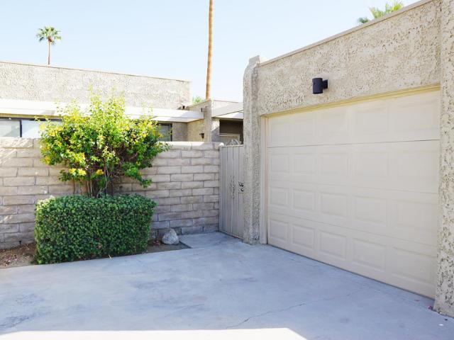 1880 Tamarisk Road
