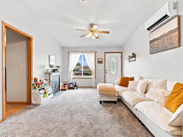 1880 Windmill Drive
