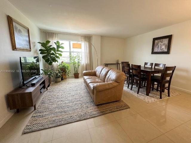 1881 Middle River Dr, Unit 704, Fort Lauderdale, FL 33305 | MLS #A11994