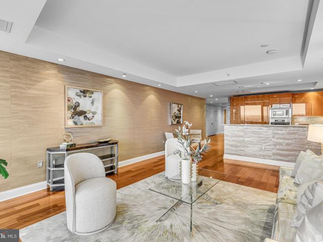 1881 N Nash St, Unit 1706, Arlington, VA 22209 | MLS #VAAR2064