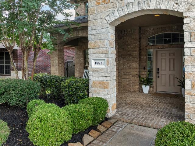 18835 Cove Pointe Dr, Cypress, TX 77433 | MLS #33005