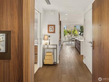 188 Bellevue Way NE # 311
