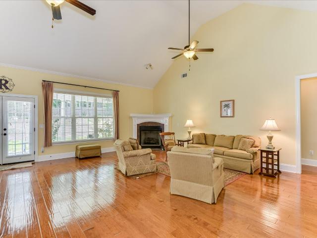 188 Bellingham Drive