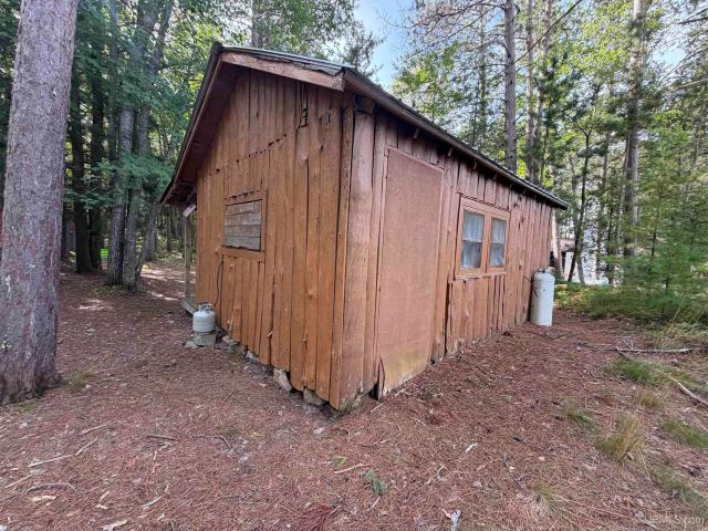 188 E Military Road