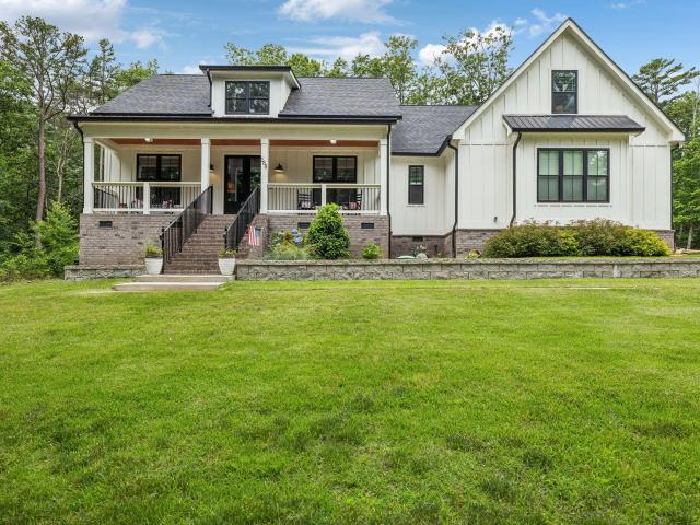 188 Horseshoe Bend Road E